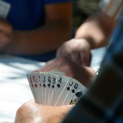 A Beginners Guide to Texas Hold'em Poker: How To Win In Online Games